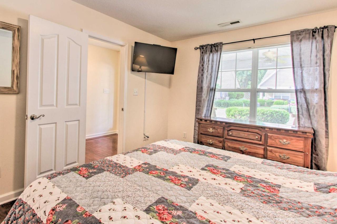 Home With Community Pool - 2 Miles To The Island! Pigeon Forge Exterior foto