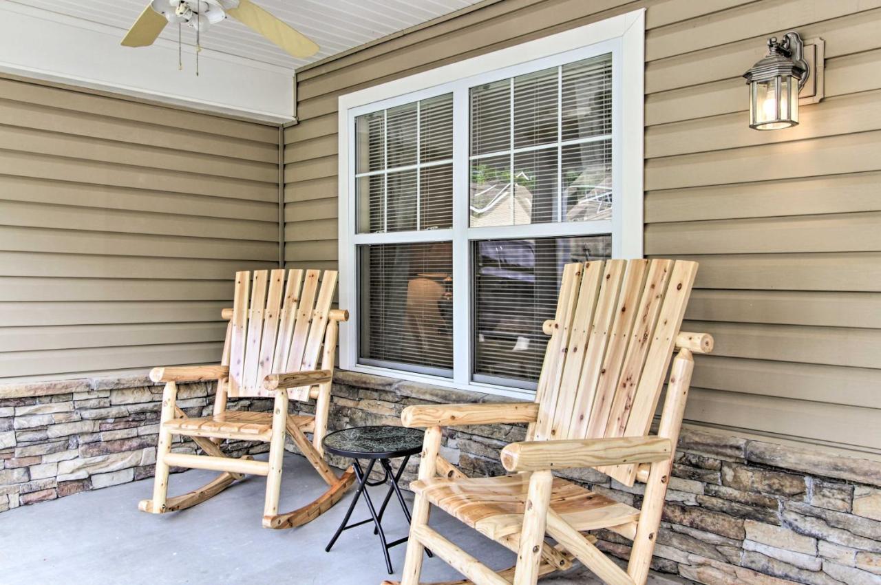 Home With Community Pool - 2 Miles To The Island! Pigeon Forge Exterior foto